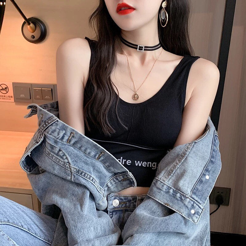 sports bra