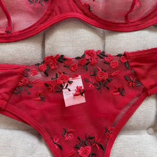 MSK Floral Lingerie Bra Thong Underwear Set