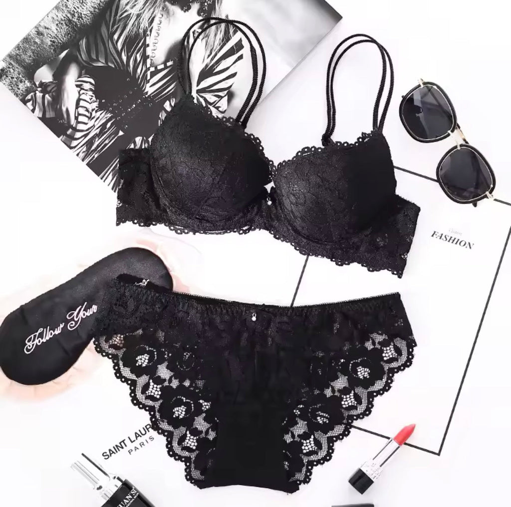 Victoria's Secret Luxe Floral Lace: Padded Bra & Panty Lingerie Set