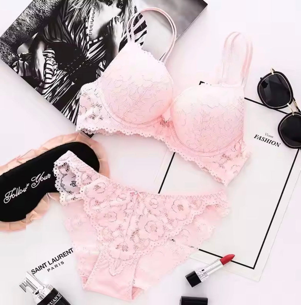 Victoria's Secret Luxe Floral Lace: Padded Bra & Panty Lingerie Set