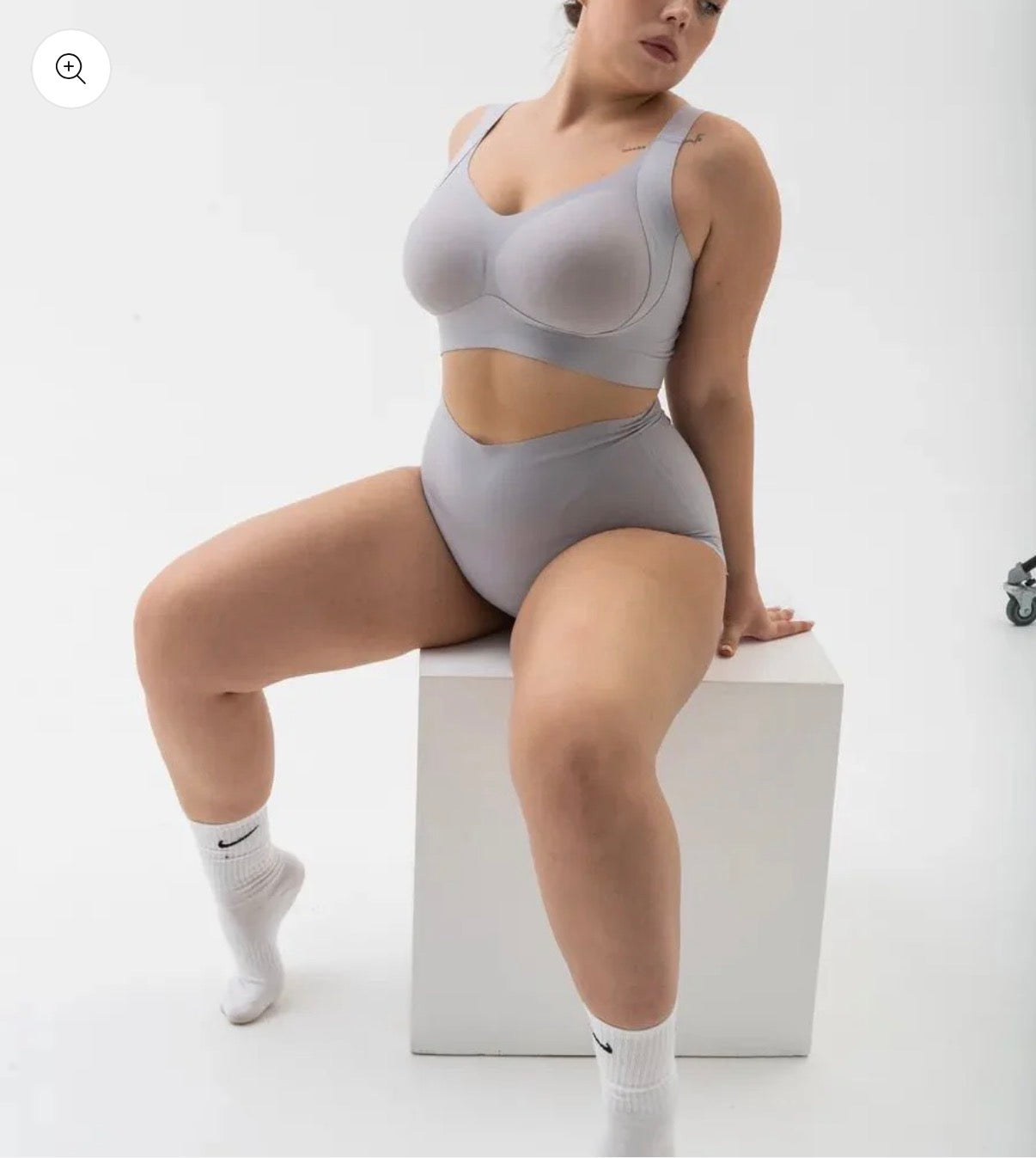 MSK Zero-Gravity Full Coverage Bra: Arm Fat Control Wireless Bra