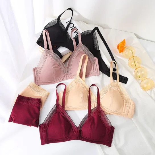 Daily Comfort Ultra Thin Pad Bra Set