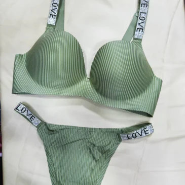 MSK Secret Love T-shirt Bra and Thong Set